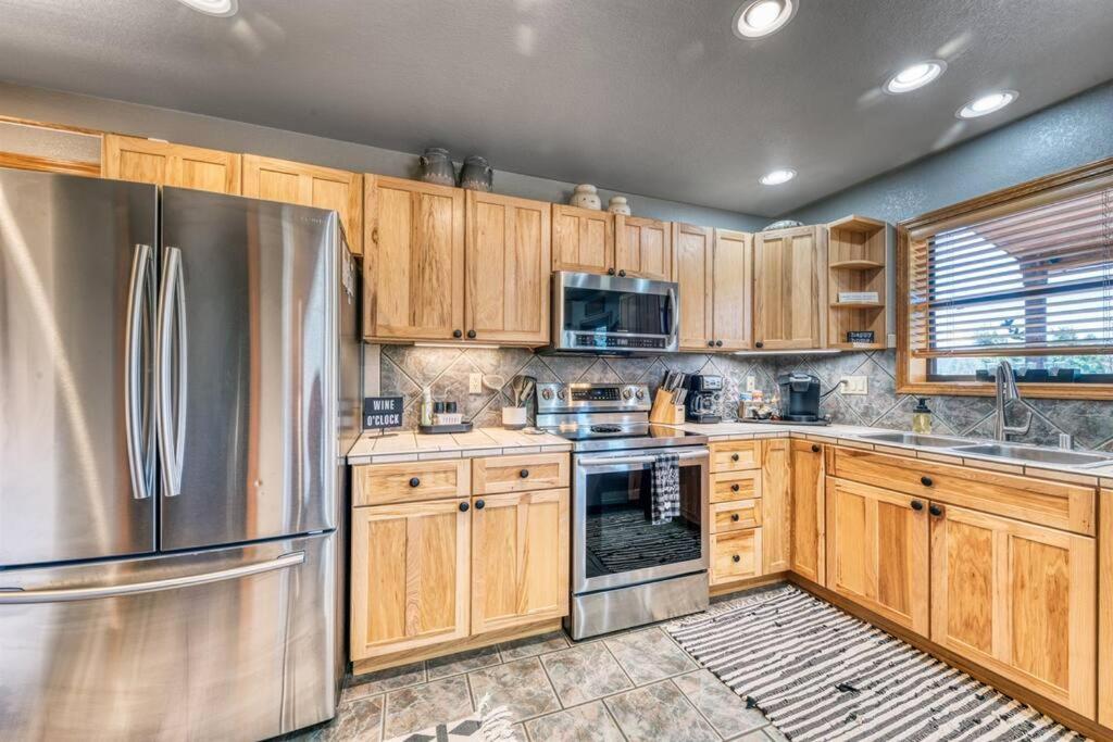 Perk Canyon Hidden Acres-Hot Tub-Gas Fireplace Ruidoso Exterior photo